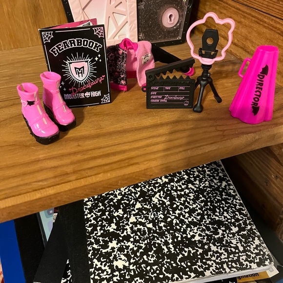 g3 monster high doll draculaura - Picture 2 of 5